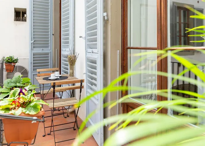Tintori 1St Floor Loft In The Heart Of The City