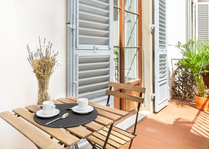 Tintori 1St Floor Loft In The Heart Of The City